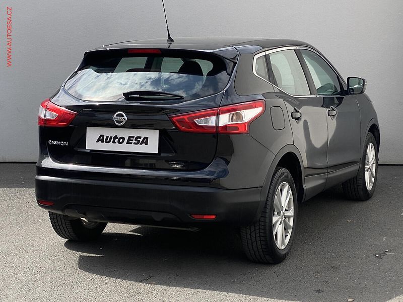 Nissan Qashqai (2017) 1.5dCi, AAC, tempo - fotka 4 z 14