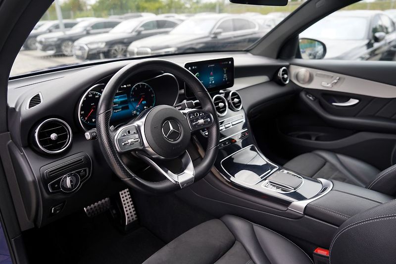 Mercedes-Benz GLC 300 de 4Matic Coupe AMG,ČR - fotka 24 z 45
