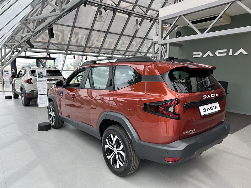 Dacia Bigster (2026) Expression Hybrid 155 - AKCE - fotka 6 z 23