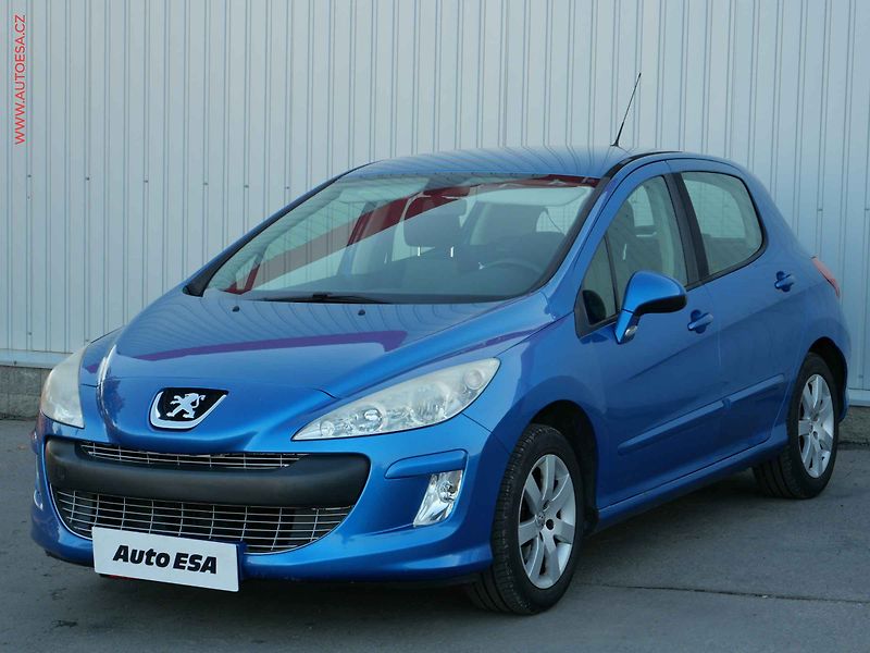 Peugeot 308 (2008) 1.6 VTi, ČR, AC, park.asist - fotka 3 z 14