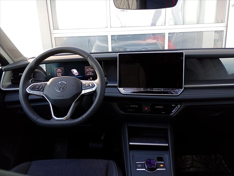 Volkswagen Tayron (2026) 2,0 TDI 110kW 7DSG  People - fotka 13 z 17