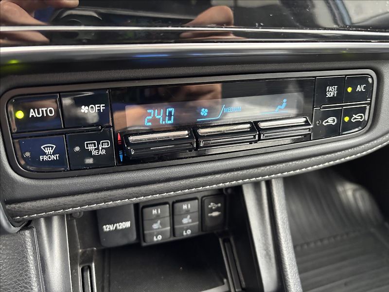 Toyota Auris 1,6 Active Trend 97kW - fotka 29 z 33
