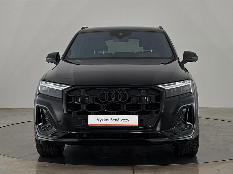 Audi Q7 S-Line TOP!! - fotka 4 z 32