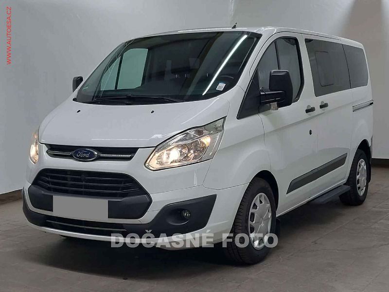 Ford Tourneo Custom (2016) 2.0TDCi, Trend, AC - fotka 3 z 13