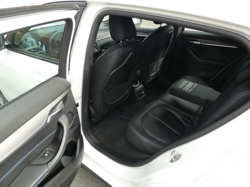 BMW X2 2,0D110kW M SPORT kůže manuál  - fotka 14 z 15