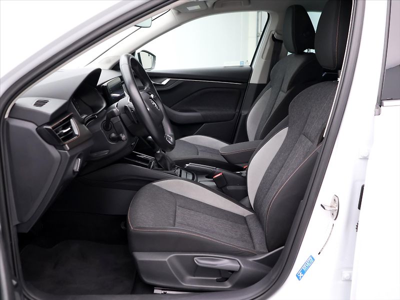 Škoda Scala 1,0 TSI 81kW Style DSG CZ - fotka 11 z 30