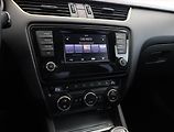 Škoda Octavia (2014) 1.6 TDI, Serv.kniha, Tempomat - náhled 10