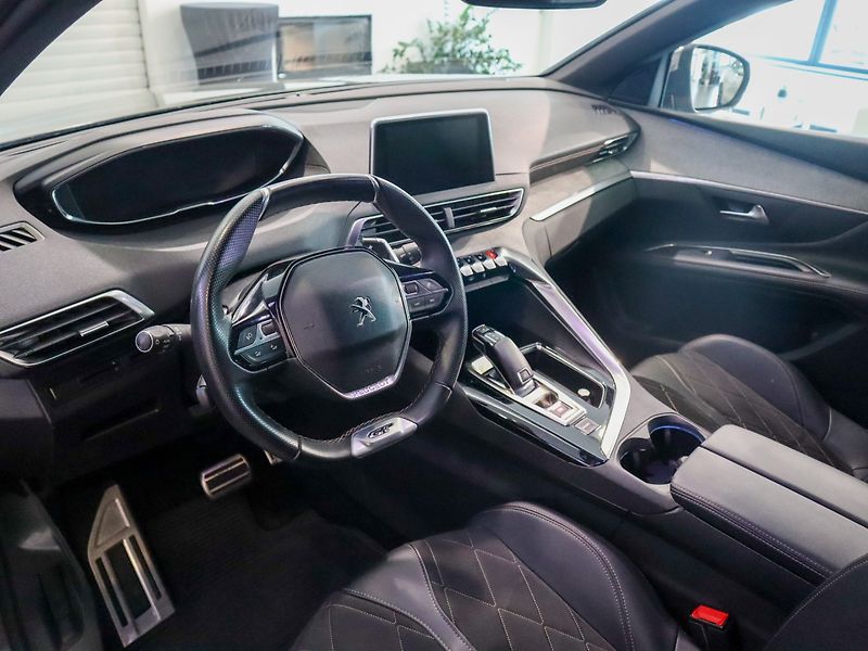 Peugeot 5008 2.0 BlueHDi EAT8 GT Line - fotka 8 z 27