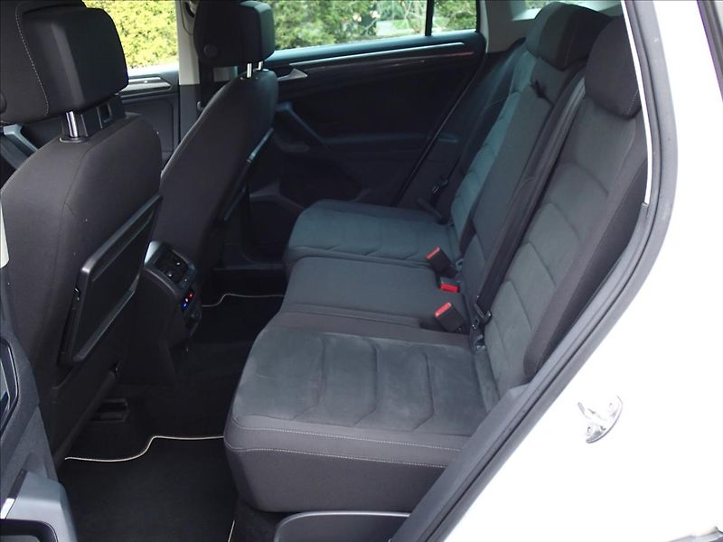 Volkswagen Tiguan 2,0 ČR, 4x4, Tažné - fotka 61 z 73