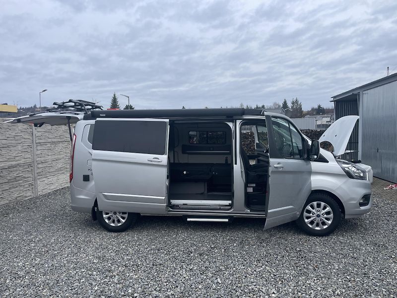Ford Transit 2.0TDCi 130PS CONECT KARMANN - fotka 107 z 185