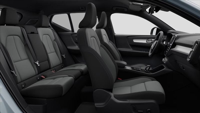 Volvo XC40 (2026) 2,0 B3  Plus - fotka 8 z 9