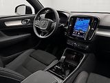 Volvo XC40 B4 DARK ULTRA REZERVACE - náhled 27