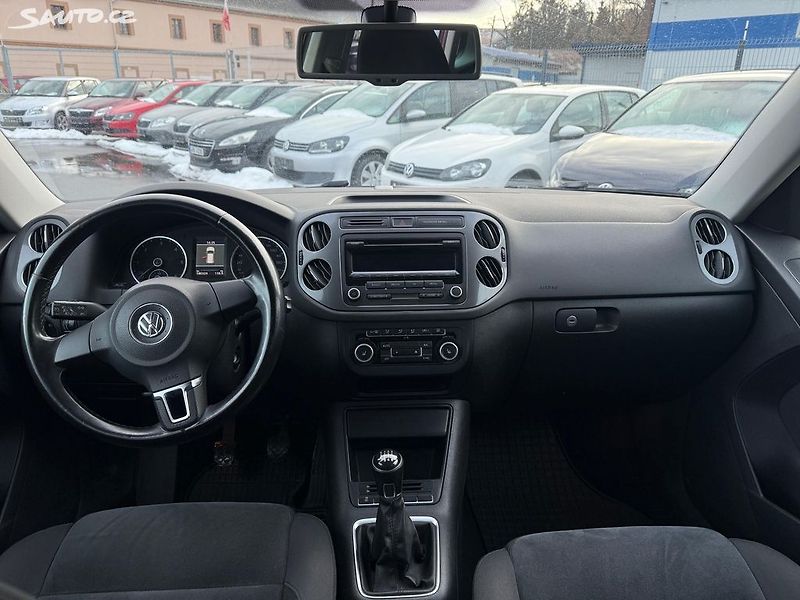 Volkswagen Tiguan 4x4, 103kw, manual, tažne - fotka 7 z 14
