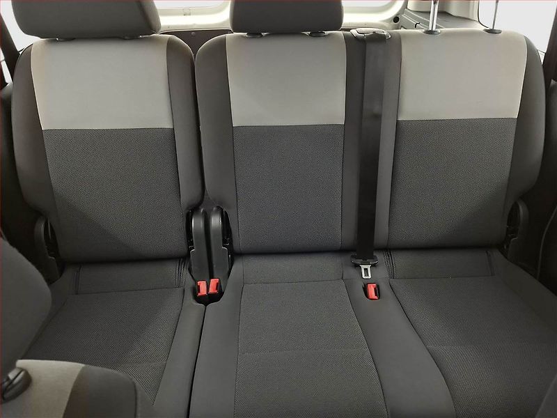Volkswagen Caddy (2011) 1.6 TDi, 5Míst, ČR, DPH - fotka 10 z 14
