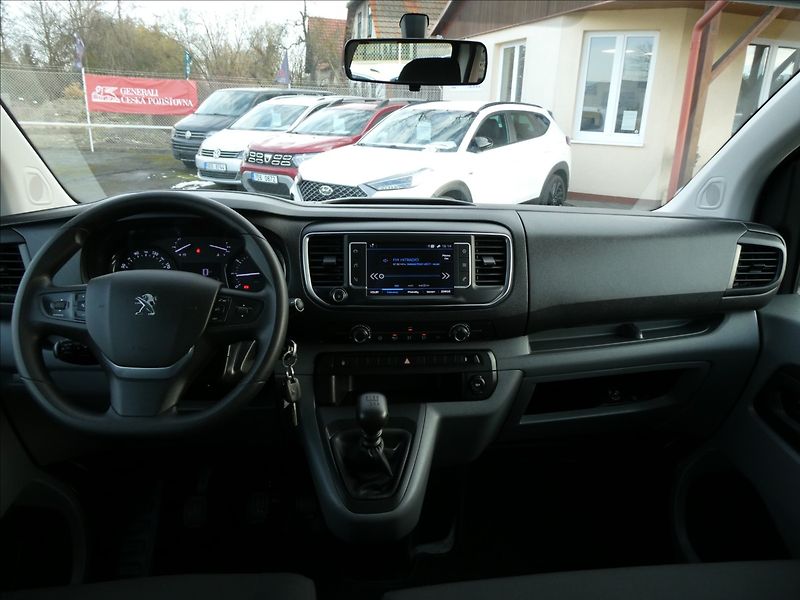 Peugeot Expert 1,5 HDi 1.MAJ.,LONG,9.míst,DPH - fotka 31 z 46