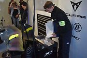 Při chlazení důležitých dílů přijde ke slovu i běžný led
