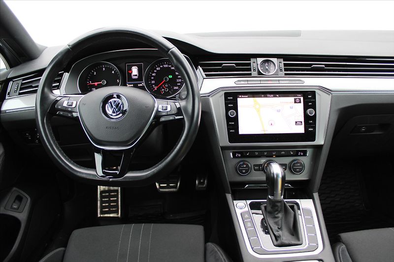 Volkswagen Passat 2.0 TDI 176kW ALLTRACK 4x4 ČR - fotka 13 z 30