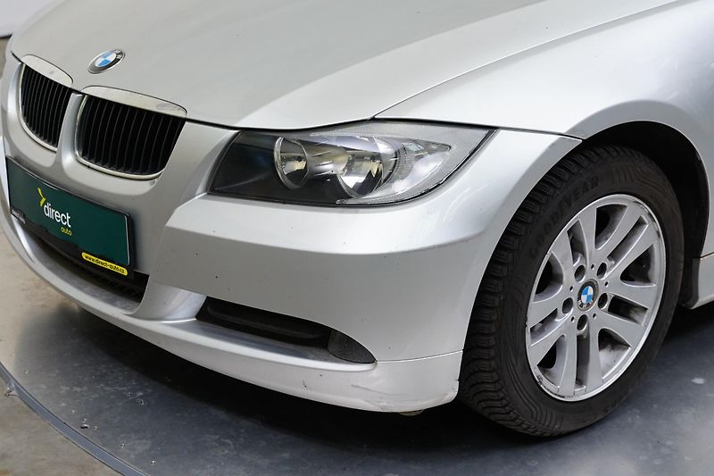 BMW Řada 3 - fotka 9 z 22