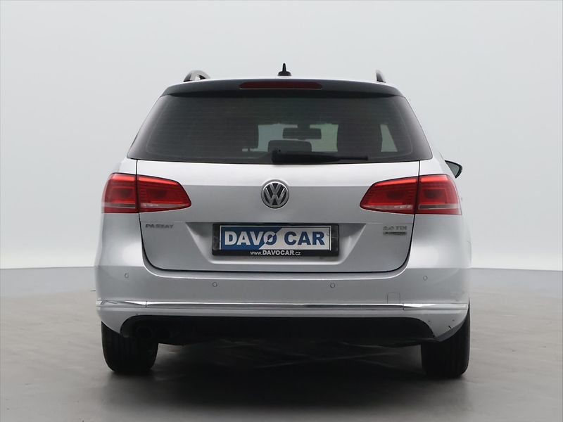 Volkswagen Passat 2,0 TDI 103kW DSG Xenon Navi - fotka 6 z 32