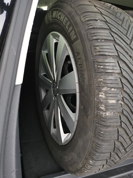 Volkswagen Passat HIGHLINE*110KW*LED*ALCANTARA* - fotka 71 z 85