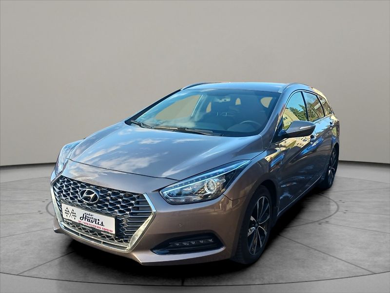 Hyundai i40 1,6 CRDI KOMBI AUTOMAT, ČR - fotka 2 z 23