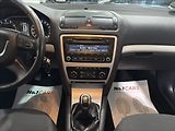 Škoda Octavia 1,4   TSI FAMILY XENON ŠÍBR TZ - náhled 25