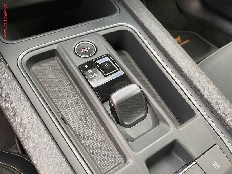 Cupra Formentor (2022) 1.5 TSi, DSG, LED, navi - fotka 16 z 20