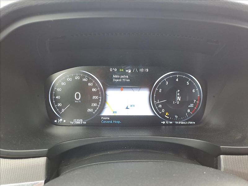Volvo V90 2,0 T5  INSCRIPTION - fotka 14 z 21