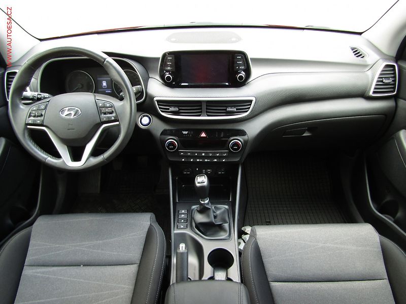 Hyundai Tucson (2020) 1.6 CRDi 4x4, 2.maj,ČR, TZ - fotka 8 z 20