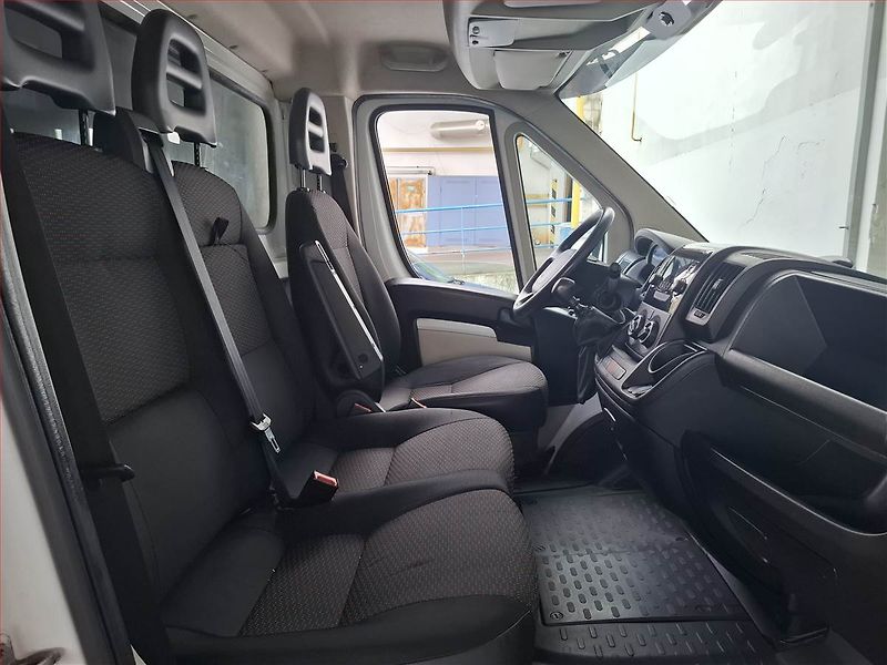 Peugeot Boxer (2018) 2.0 BlueHDi, Valník, ČR - fotka 9 z 18