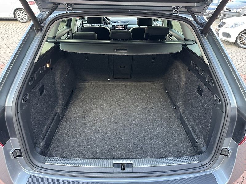 Škoda Superb (2019) 1.5TSi Xenony Navi Panorama - fotka 21 z 50