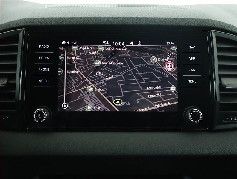 Škoda Karoq (2024) Sportline 1.5 TSI - fotka 16 z 17