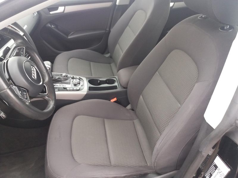 Audi A5 2.0TDi,130kW,QUATTRO,124tis-km - fotka 13 z 23