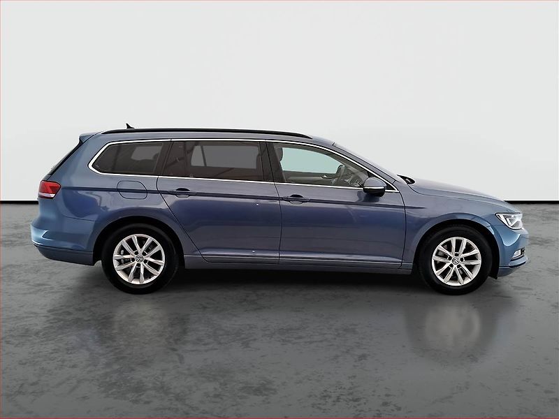 Volkswagen Passat (2015) 2.0 TDI, Navi, Tempomat - fotka 6 z 18