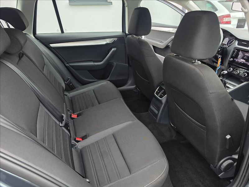 Škoda Octavia 1,4TSi 110KW Ambition 92TKM - fotka 28 z 39
