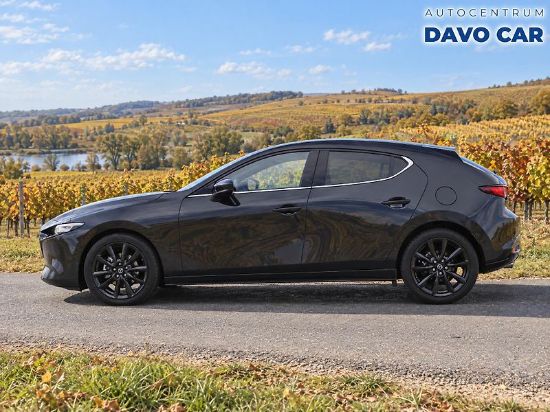 Mazda 3 2.0 eSkyactive-G122 Homura Aut - fotka 4 z 31