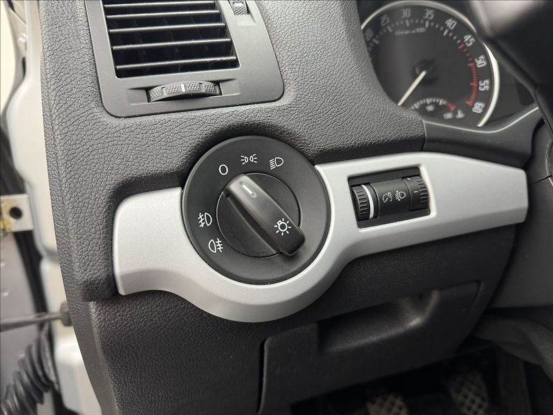 Škoda Octavia 1,6 TDi 77kW KLIMATIZACE SWING - fotka 8 z 24