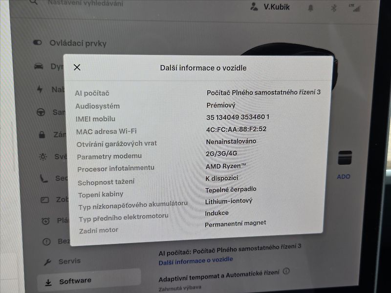 Tesla Model Y 378kW 4x4 LR Tažné zař. NEHAVA - fotka 16 z 22