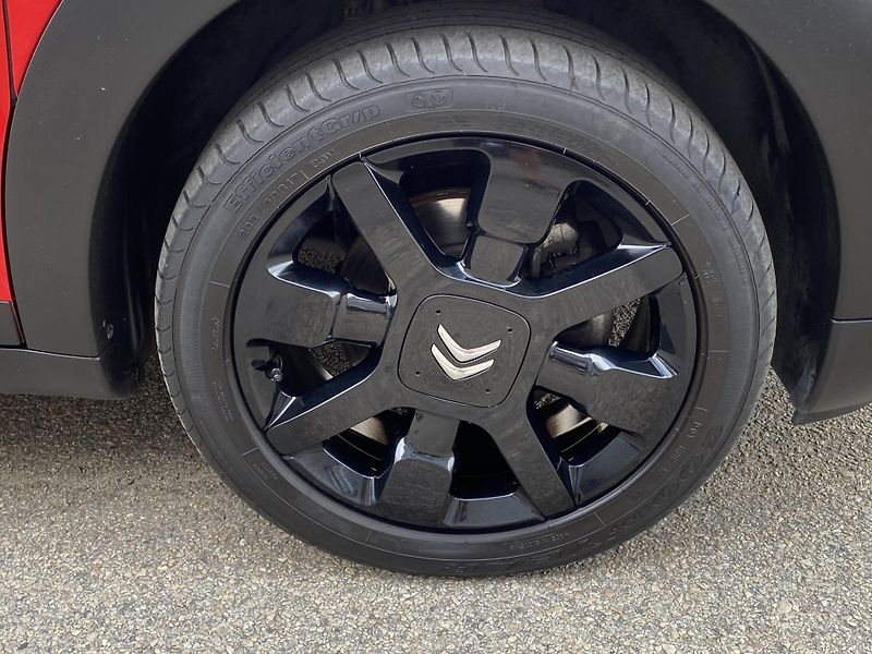 Citroën C4 Cactus (2019) 1,2 - PT - Panorama - fotka 43 z 48