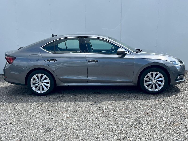 Škoda Octavia (2023) 1.5 TSI 110kW Style - fotka 18 z 28