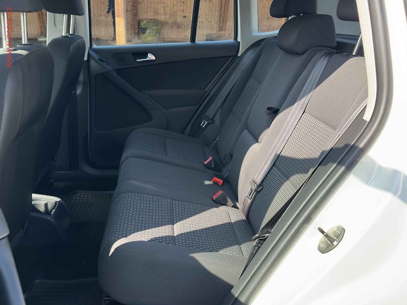 Volkswagen Tiguan (2010) 2.0TDi 4x4, Trend, TZ - fotka 10 z 16