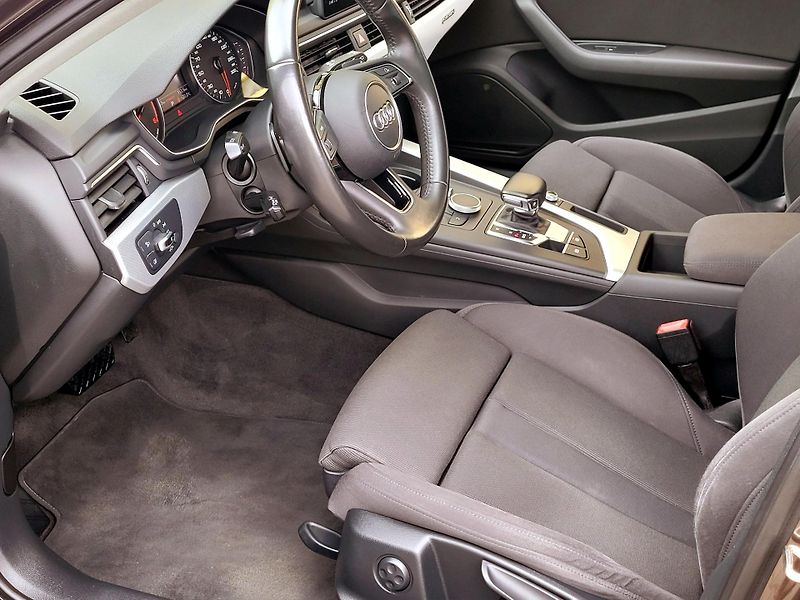 Audi A4 TDi S-tron 140kW Quattro,CZ    - fotka 30 z 53