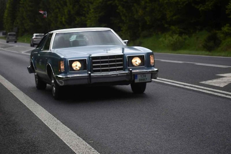 Ve Varnsdorfu se potkali majitelé několika desítek automobilových veteránů.