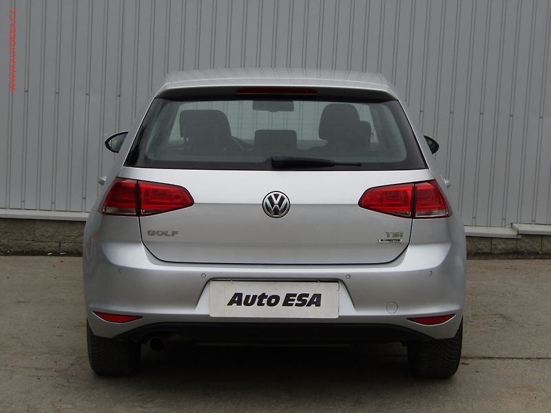 Volkswagen Golf (2015) 1.2 TSi, Comfortline - fotka 5 z 15