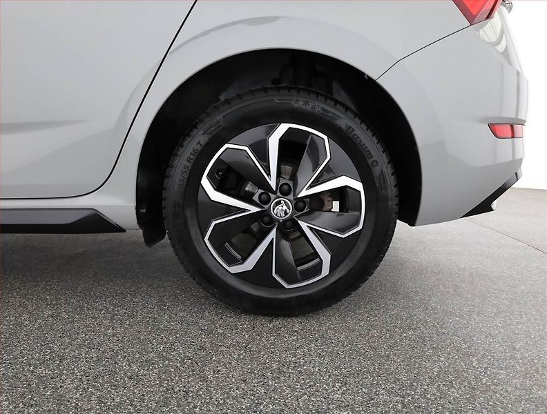 Škoda Scala (2021) Monte Carlo 1.0 TSI, Automat - fotka 20 z 20