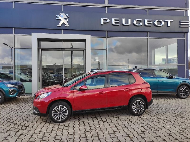 Peugeot 2008 (2019) ACTIVE 1.2 110k MAN6 1.majitel - fotka 1 z 26