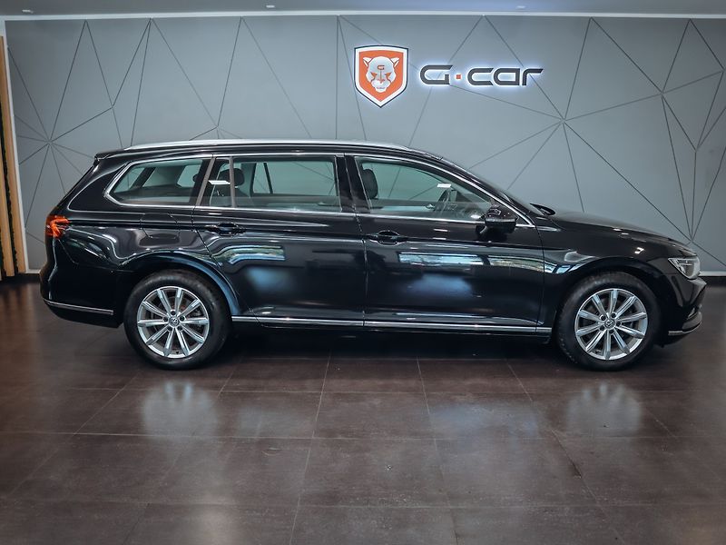 Volkswagen Passat 2.0TDI Highline 110 kW - fotka 4 z 25