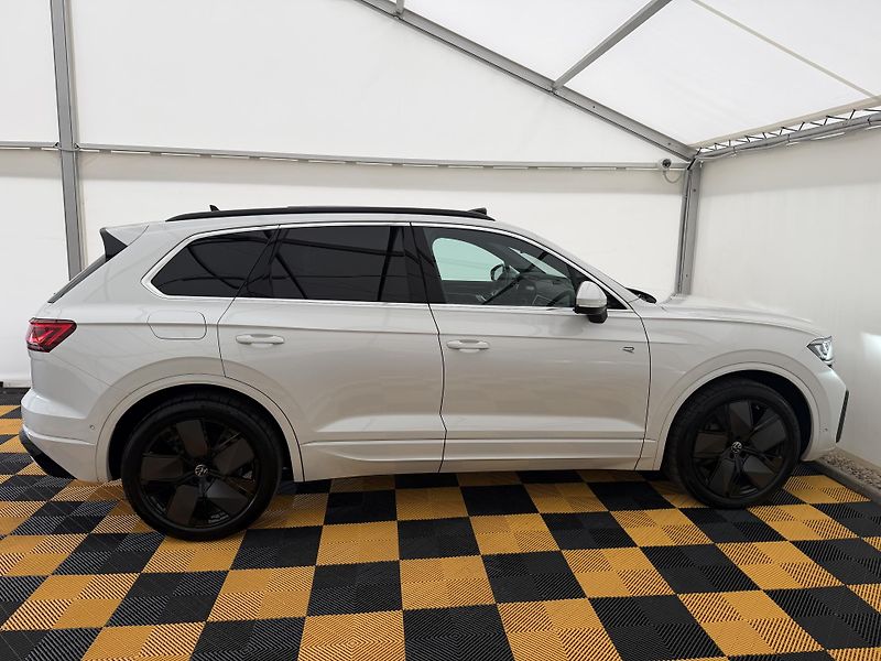 Volkswagen Touareg 3.0Tdi*210kw*1-MAJ*DPH*R-Line* - fotka 7 z 50
