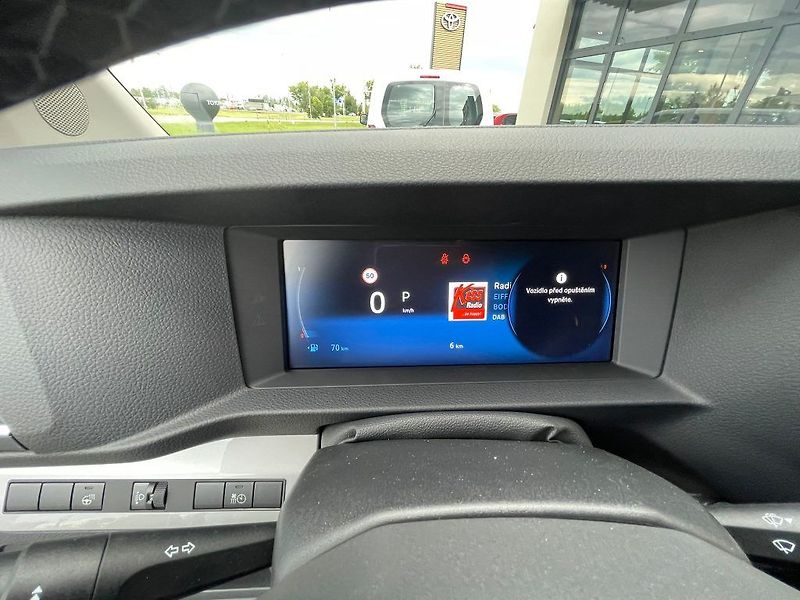 Toyota ProAce Verso 2.2D 180HP A/T L1 VIP 7S - fotka 24 z 30