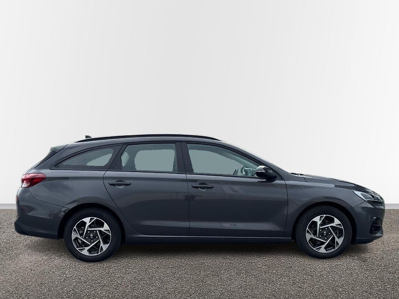 Hyundai i30 Smart DCT - fotka 16 z 23